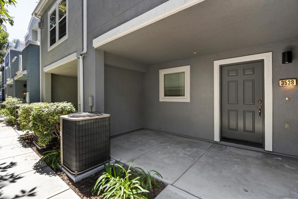 Property Photo:  3538 Shoreline Bluff Lane  CA 92110 