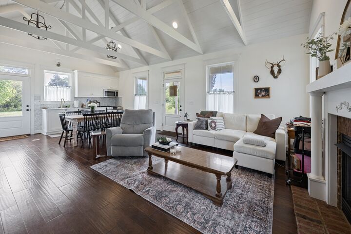 Property Photo: 1687 Georgia Crossing Rd TN 37398