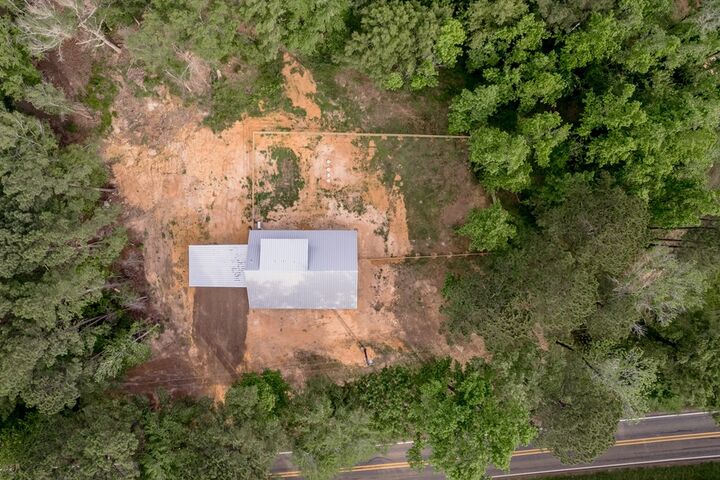 Property Photo:  304 N Fm 225  TX 75943 