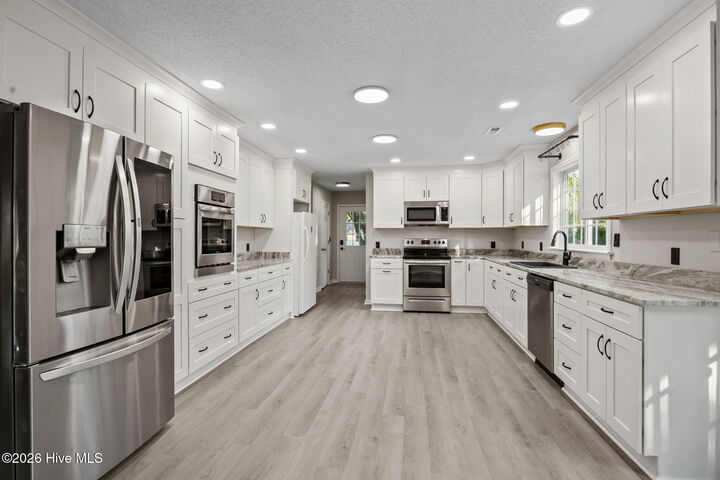 Property Photo:  113 Stuart Avenue  NC 28450 