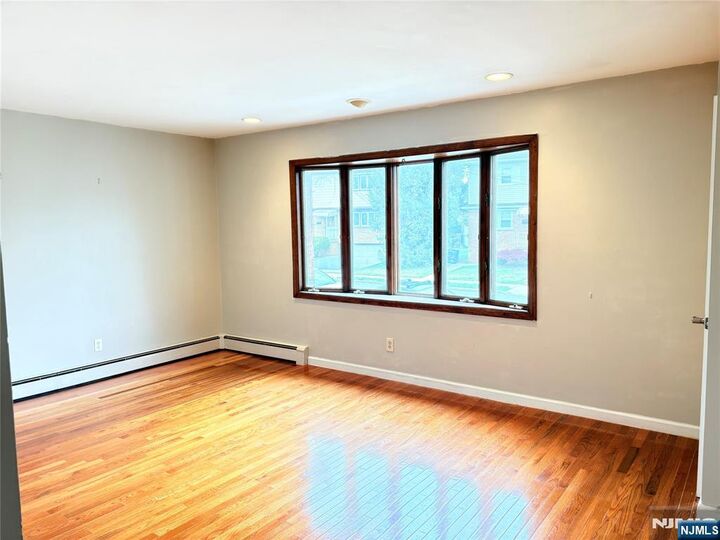 Property Photo:  527 Anthony Court 1  NJ 07071 
