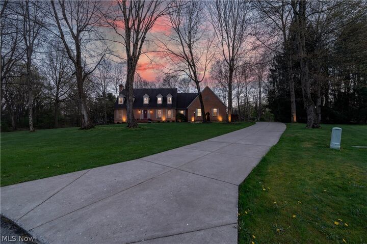 Property Photo:  4306 Janell Court  OH 44406 