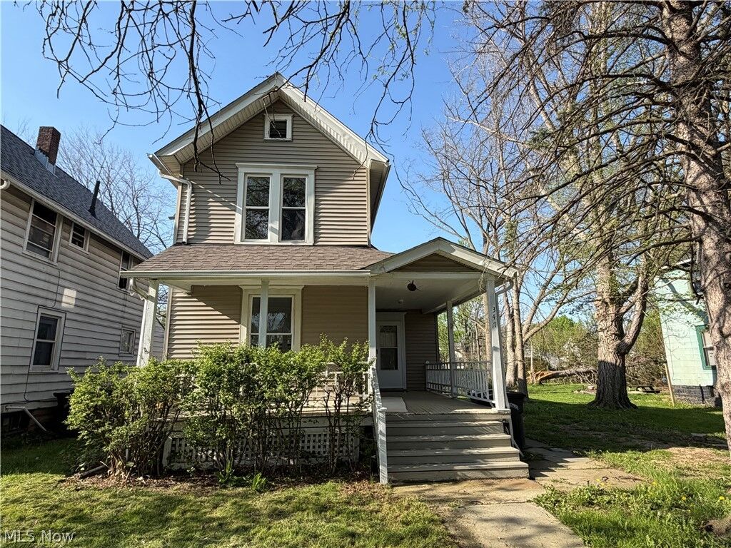 Property Photo:  347 11th Street  OH 44035 