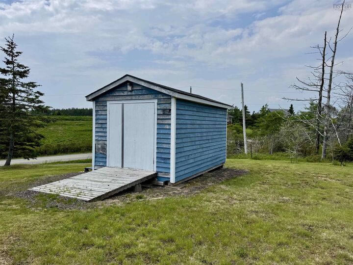 22 Janvrin Harbour Rd. — photo 1