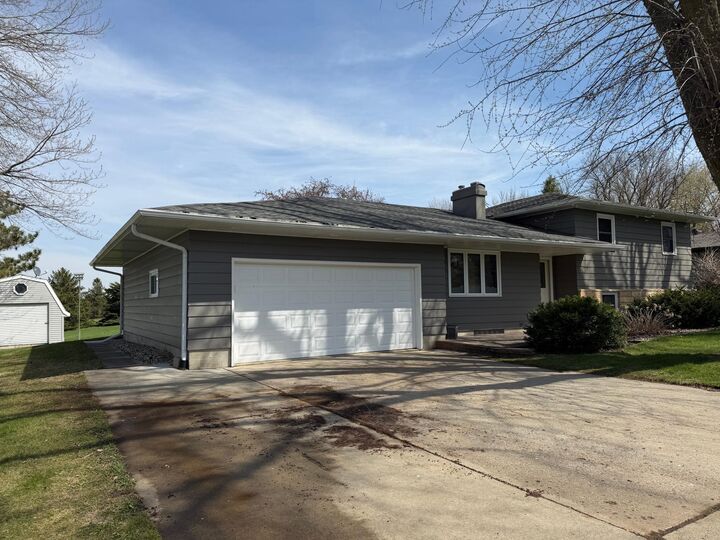 Property Photo:  107 Hague Avenue S  MN 56045 