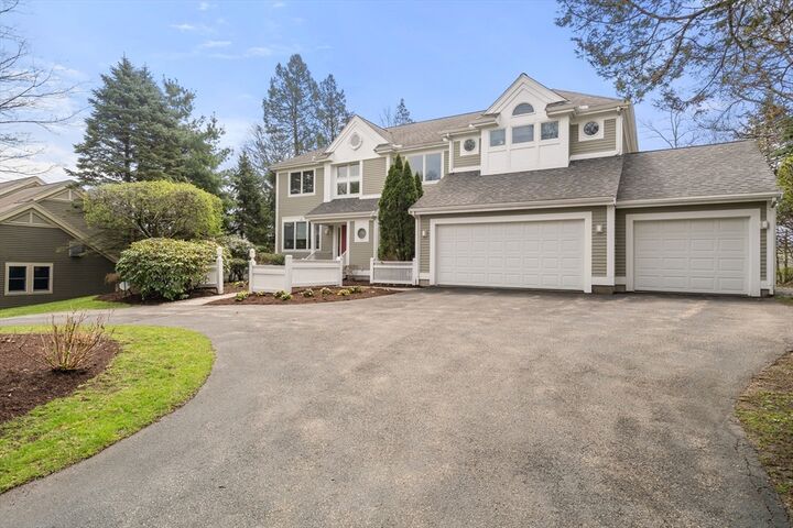 Property Photo:  127 Huntington Rd 127  MA 02135 