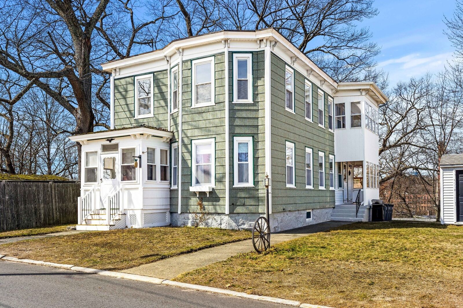 Property Photo:  41A Highland Ave  MA 01863 