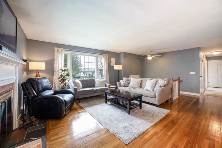 Property Photo:  8 Old Farm Rd  MA 01566 