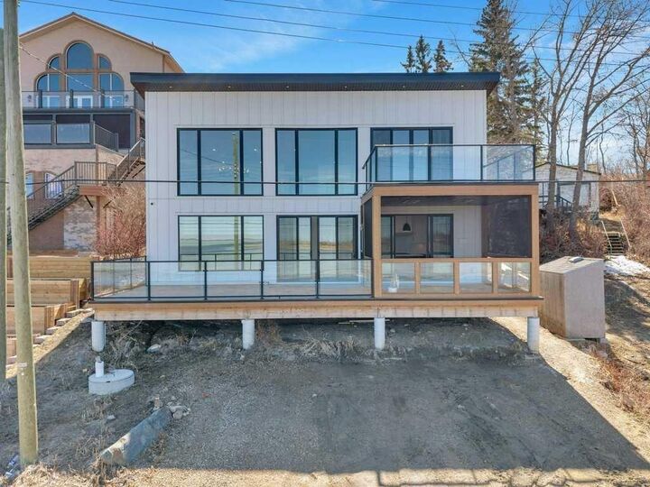 Property Photo: 47 Bay View Street AB T0C 3B0