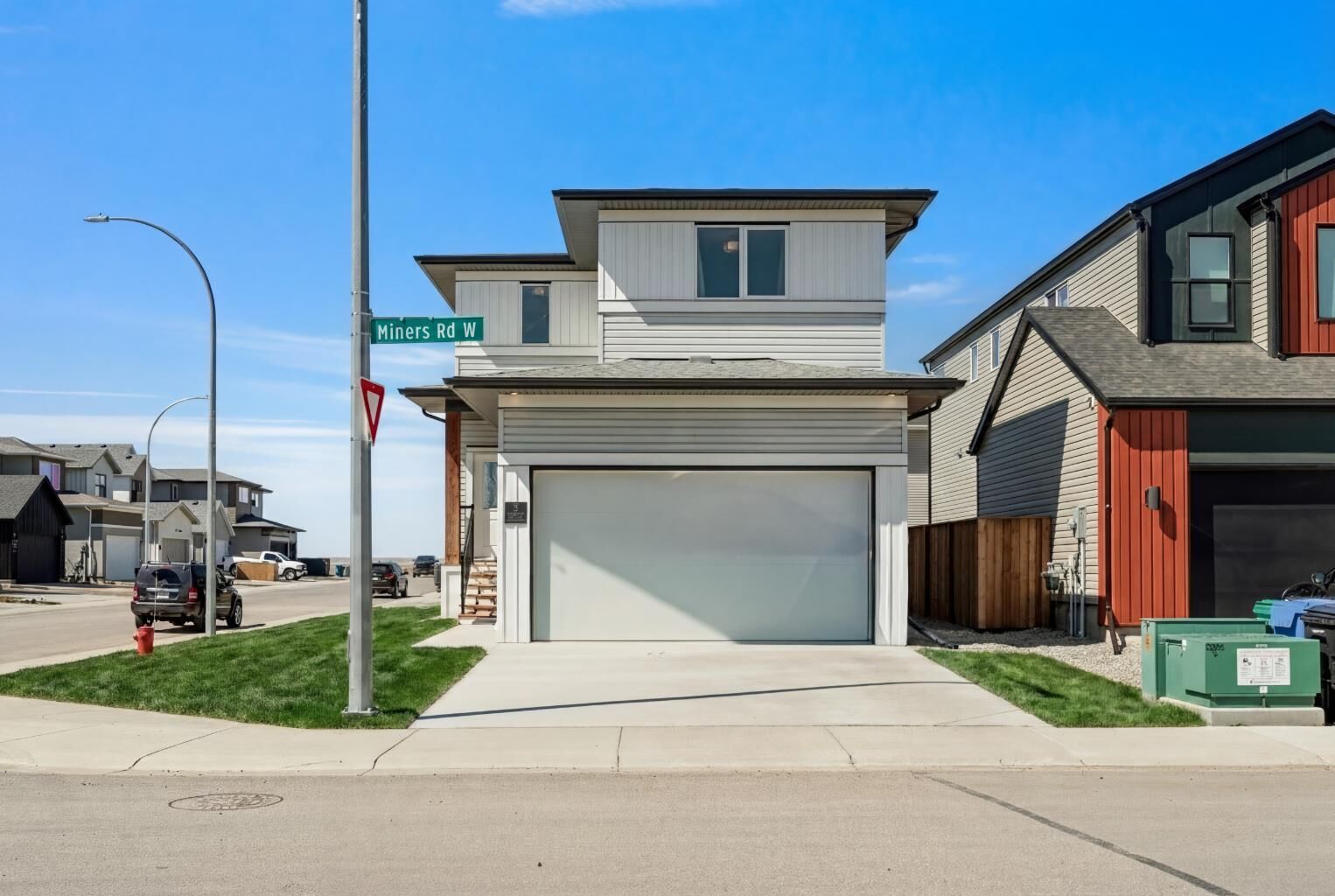 Property Photo: 2 Miners Road W AB T1J 5S6