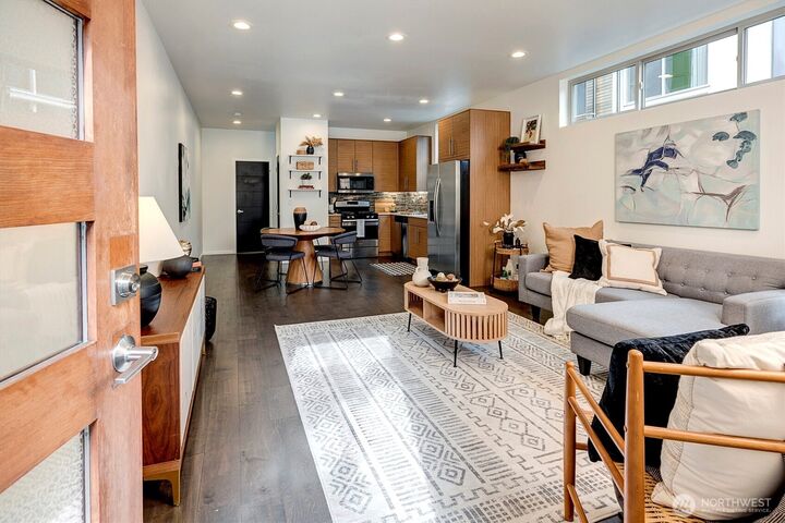 Property Photo:  4809  Delridge Way SW A  WA 98106 