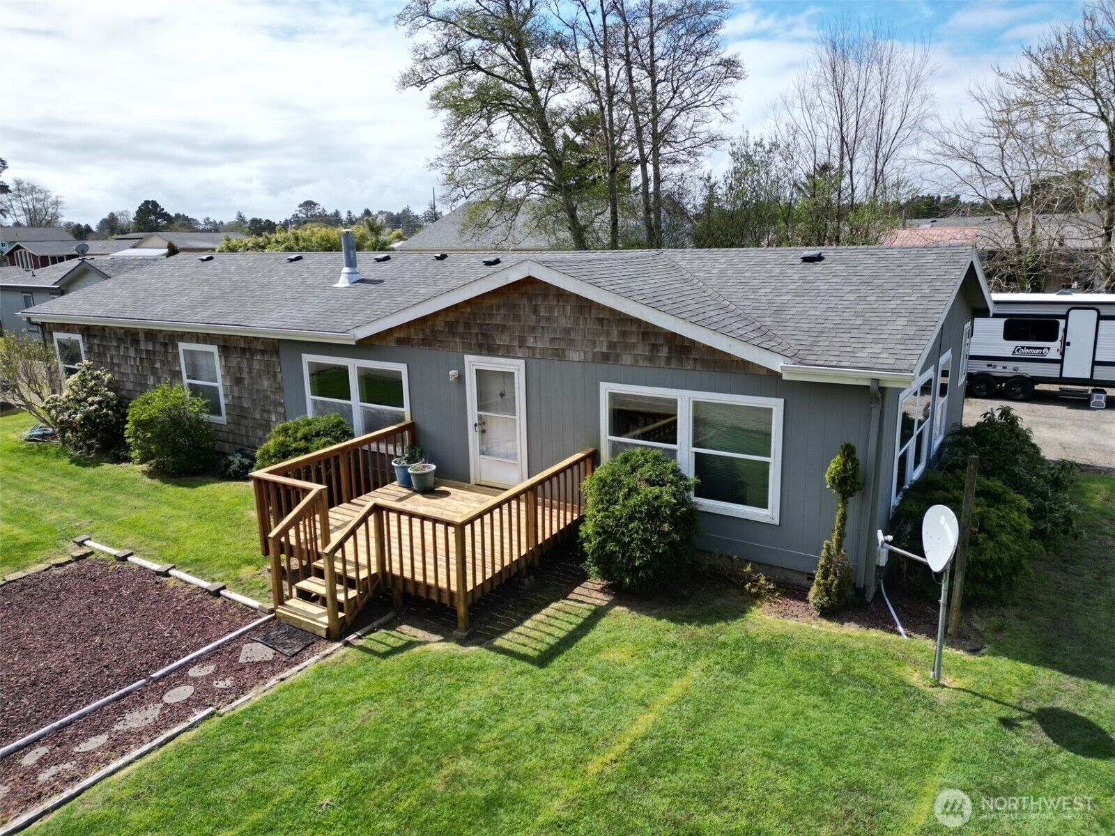 Property Photo:  305  Godsey Lane  WA 98631 