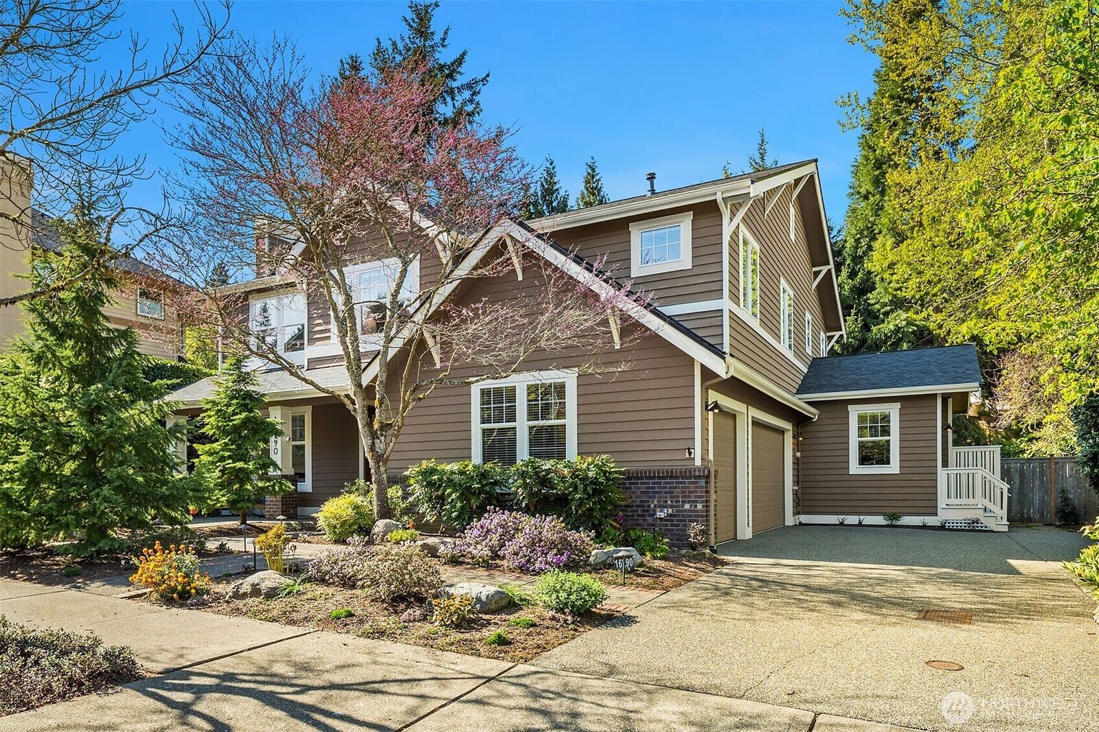 Property Photo:  16290 SE 48th Drive  WA 98006 