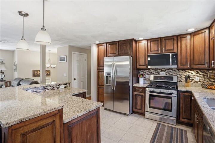 Property Photo:  7 Jennifer Drive  RI 02809 