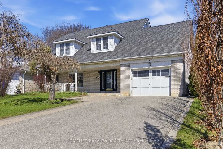 70 Royal Orchard Boulevard — photo 1
