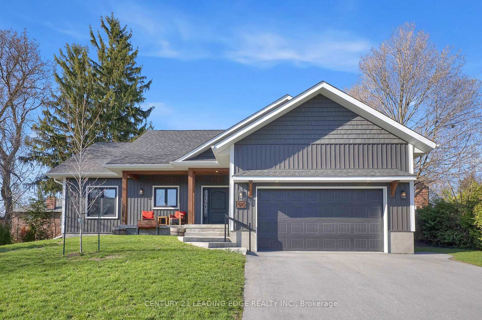 Property Photo:  90 Second Street  ON K0L 1L0 