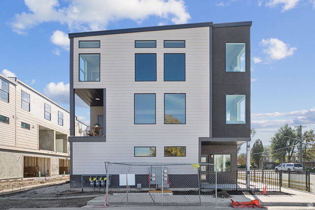 Property Photo:  313 E Jessica View Ln S 6  UT 84115 