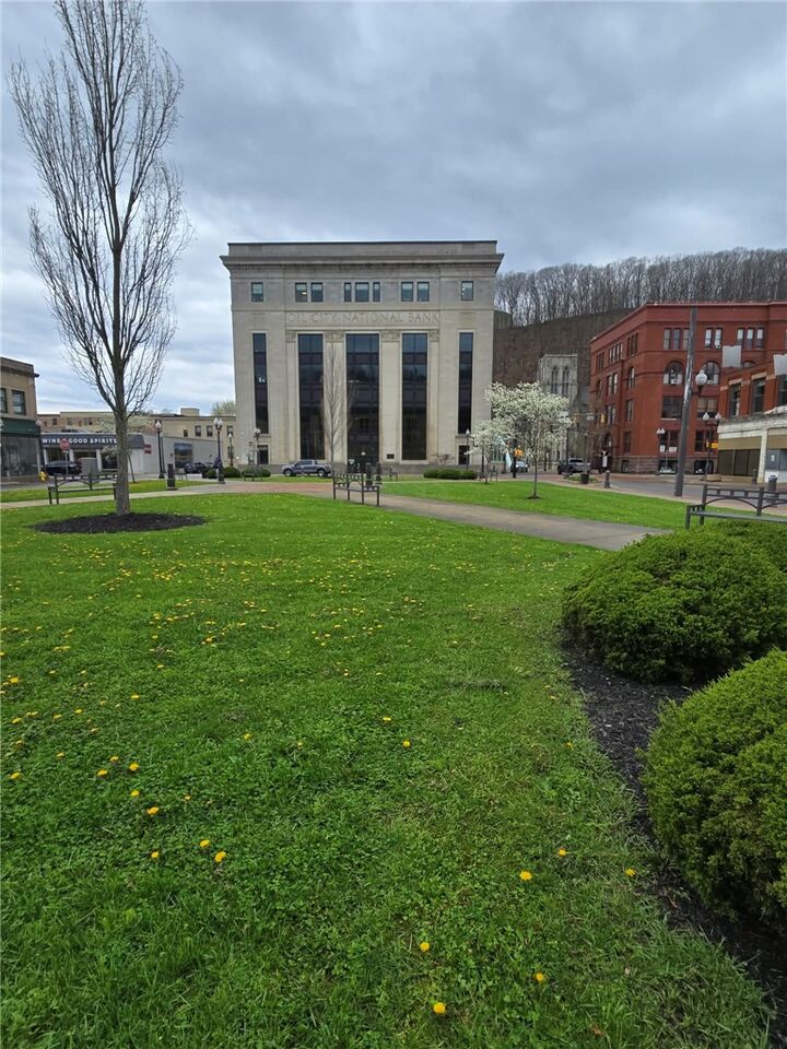 Property Photo:  100 Seneca Street  PA 16301 