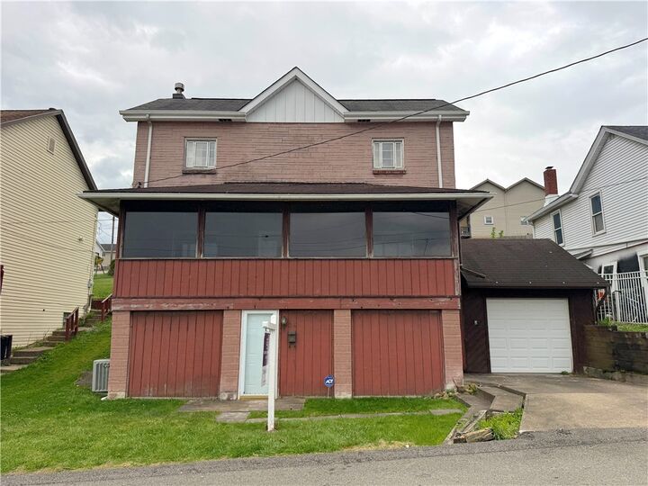 Property Photo:  214 Madison Ave  PA 15637 