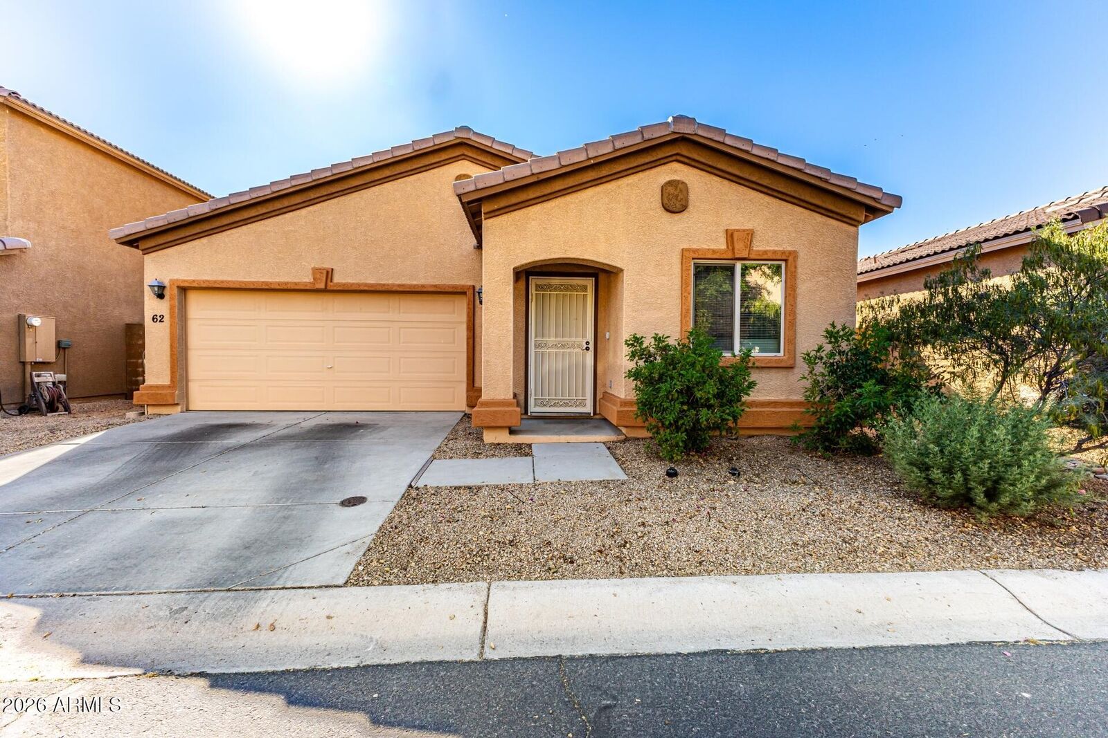 Property Photo:  900 W Broadway Avenue 62  AZ 85120 