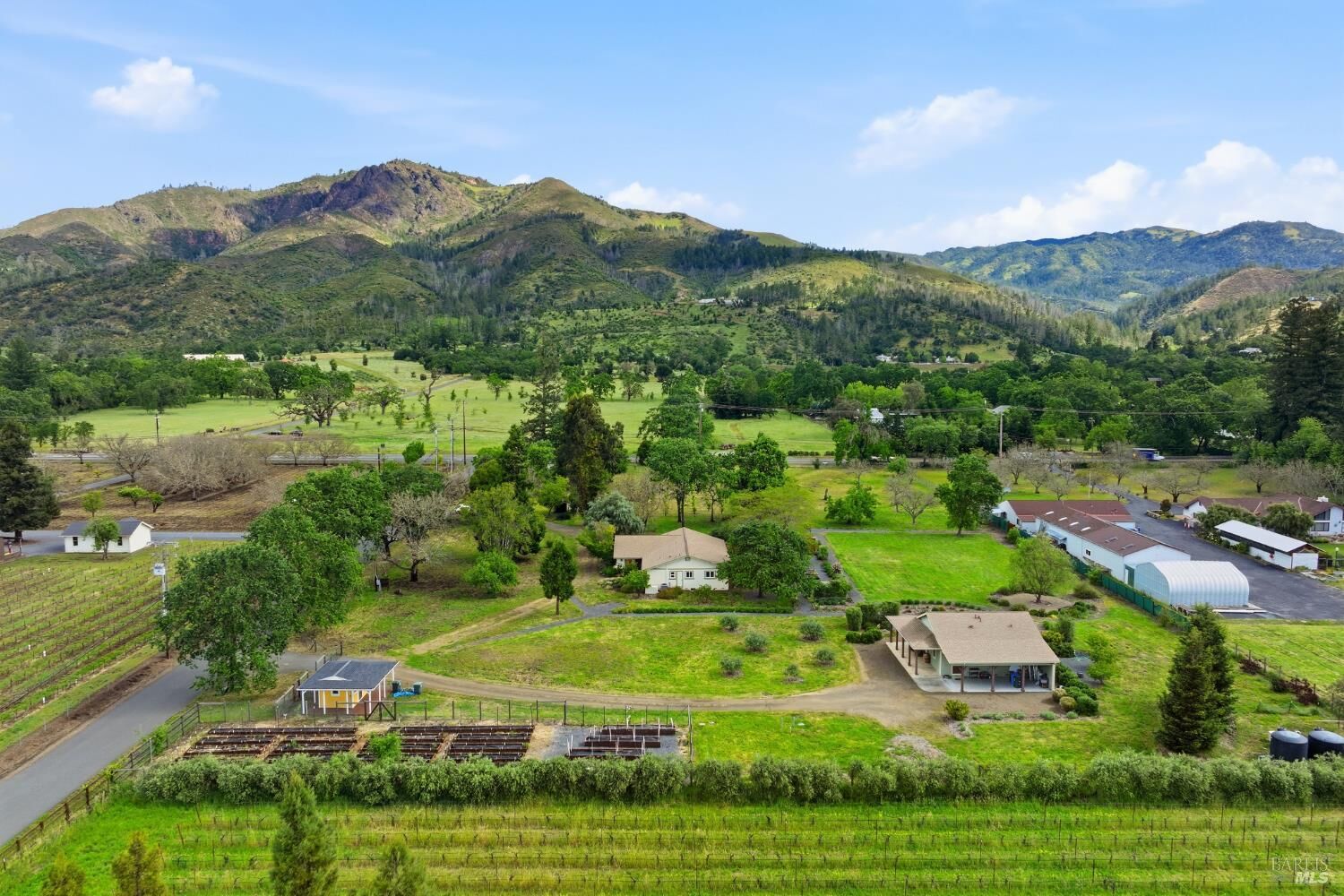 Property Photo:  100 Lawndale Road  CA 95452 