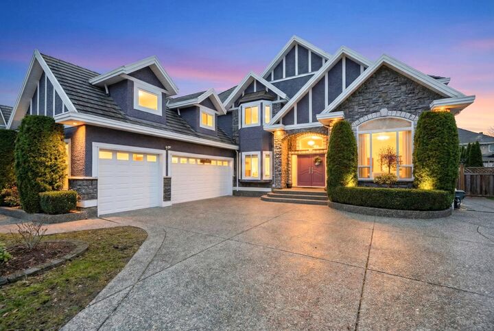 Property Photo: 17015 86A Avenue BC V3X 3J1