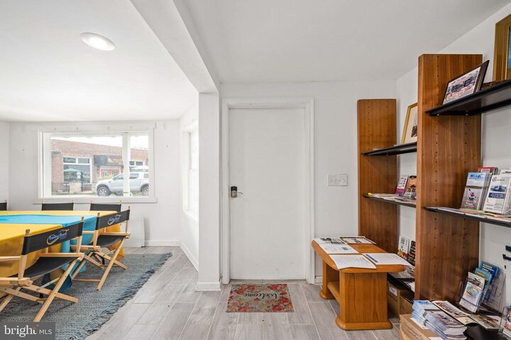 Property Photo:  215 Irving Avenue N  VA 22443 