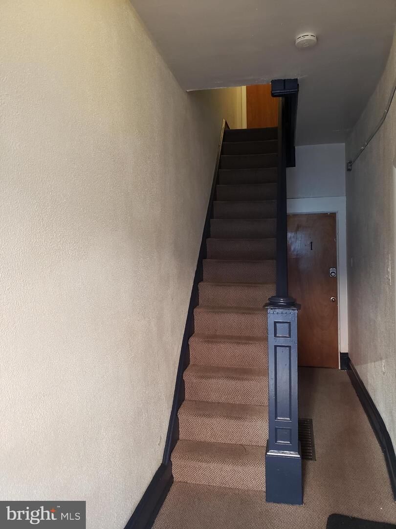 Property Photo:  2208 S 15th Street 3  PA 19145 