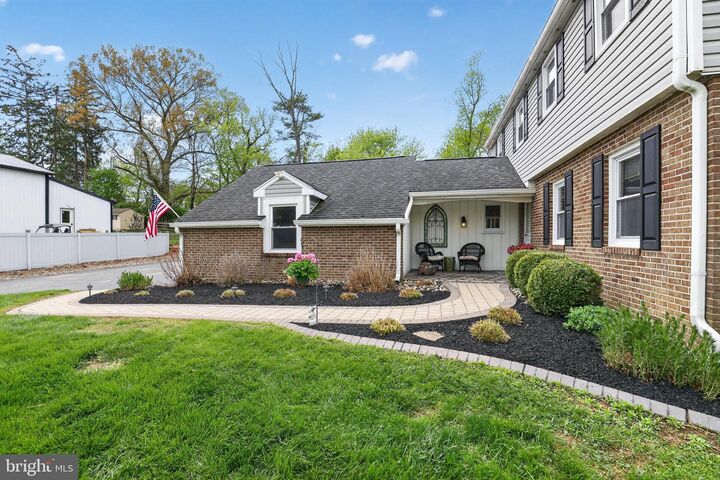 Property Photo:  1088 Wood Lane  PA 19382 