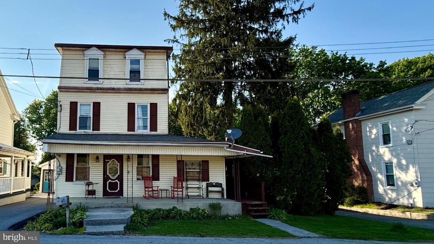 Property Photo:  111 Furnace Street  PA 17042 