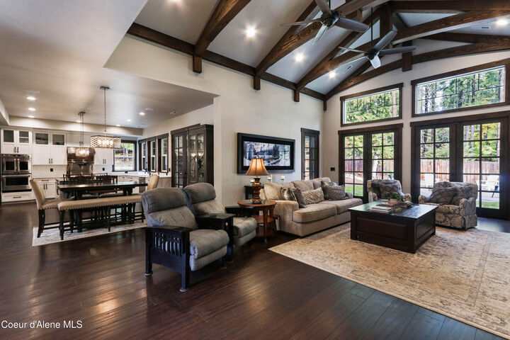 Property Photo:  399 Forest Knolls Dr  ID 83864 