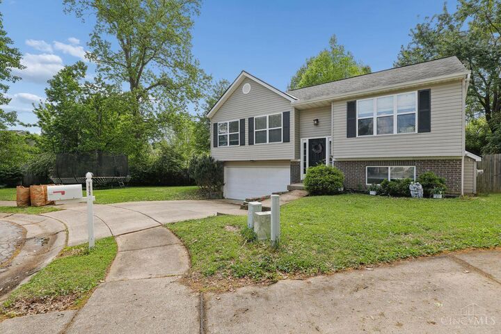 Property Photo:  1822 Coralberry Court  OH 45230 