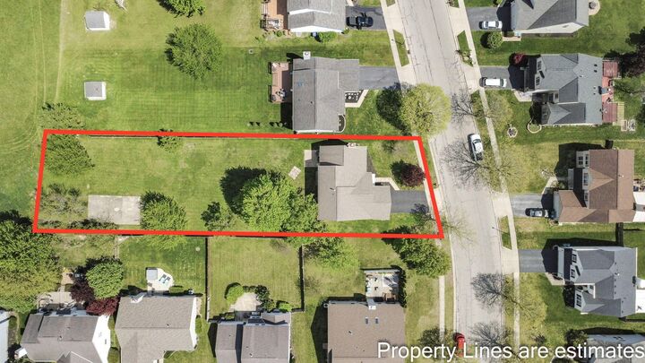 Property Photo:  480 Mill Wood Boulevard  OH 43040 