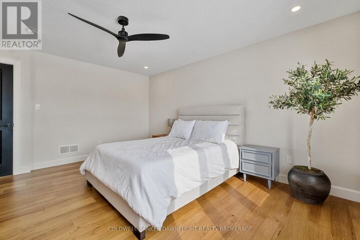Property Photo:  160 Foxborough Place  ON N0M 2P0 