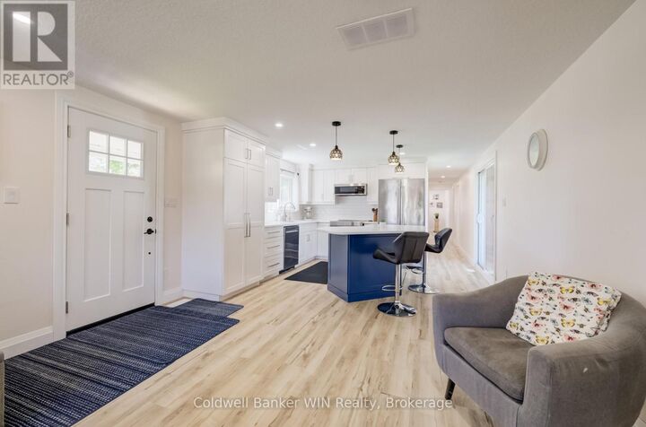 Photo de la propriété:  58 2nd Avenue  ON N0G 2K0 