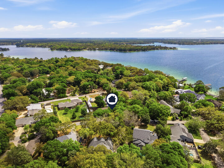 Property Photo:  1223 Twin Bay Drive  FL 32547 