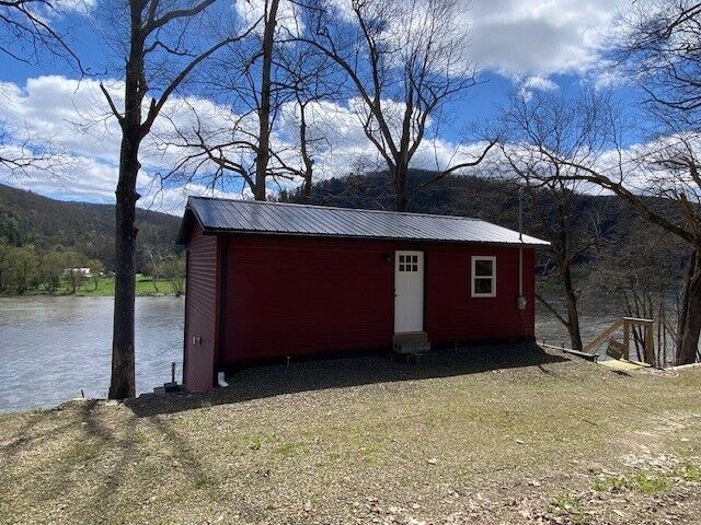 Property Photo:  9001 Althom Road  PA 16351 