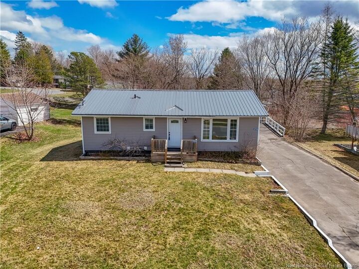 Photo de la propriété:  298 Highland Avenue  NB E3A 2S6 