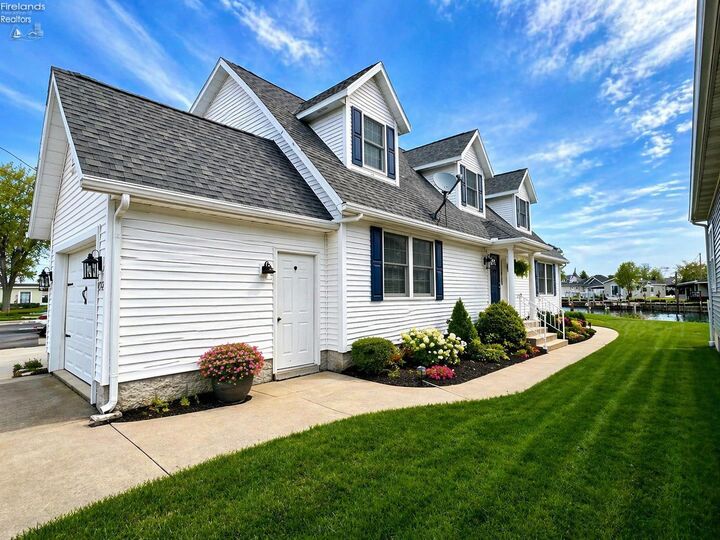 Property Photo:  1541 N Anchor  OH 43452 