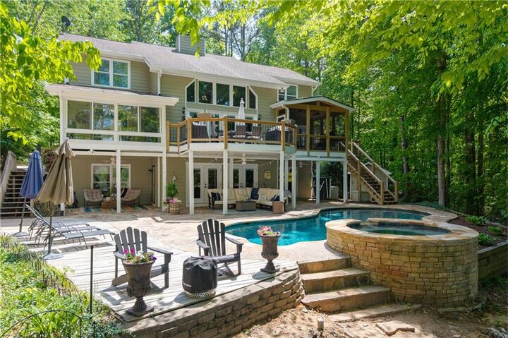 Property Photo:  385 Sundown Drive  GA 30534 