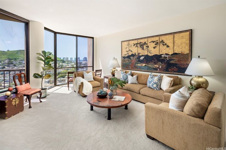 Property Photo:  38 S Judd Street Ii-21B  HI 96817 