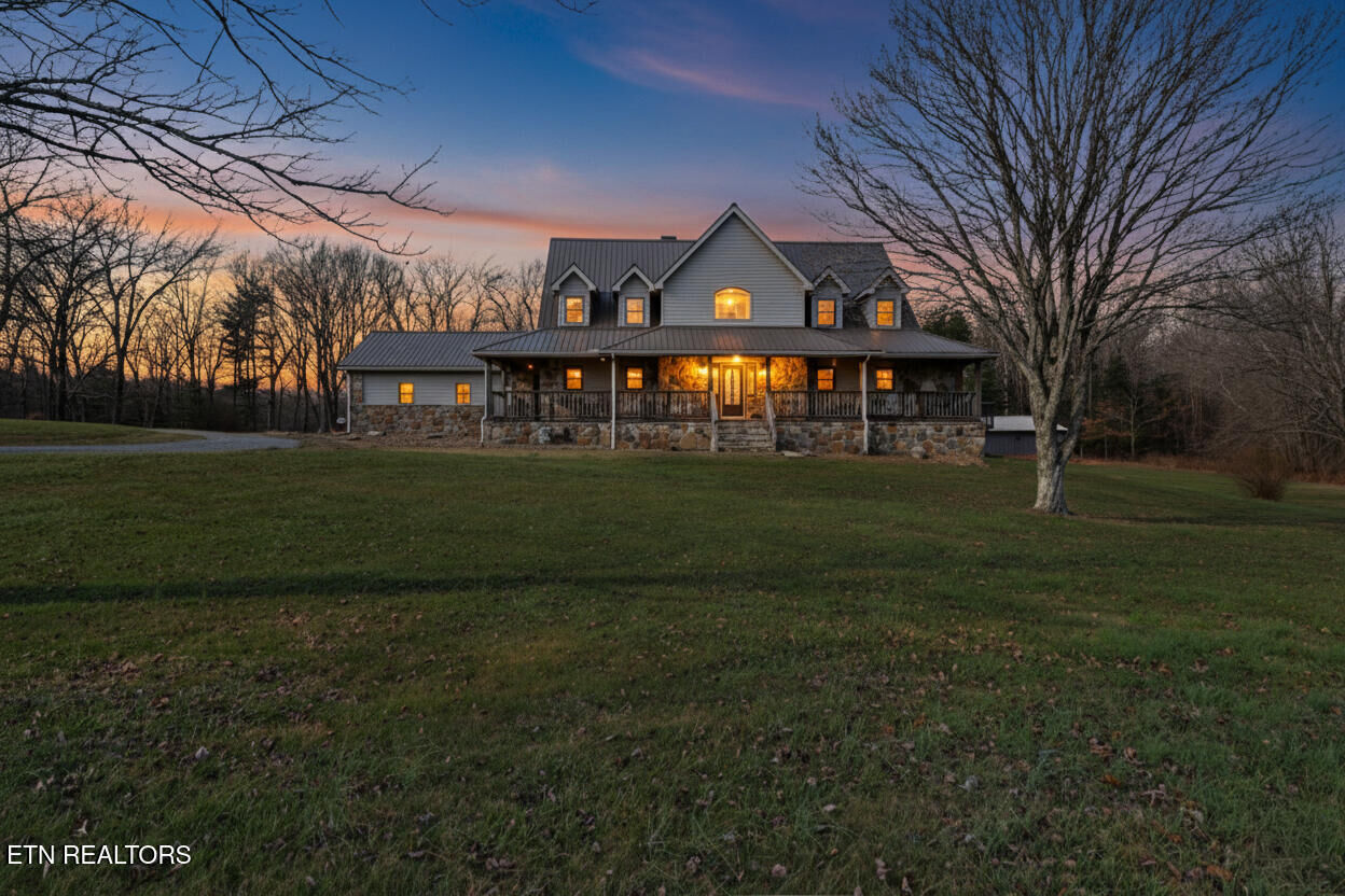 Property Photo:  815 York Rd  TN 38555 