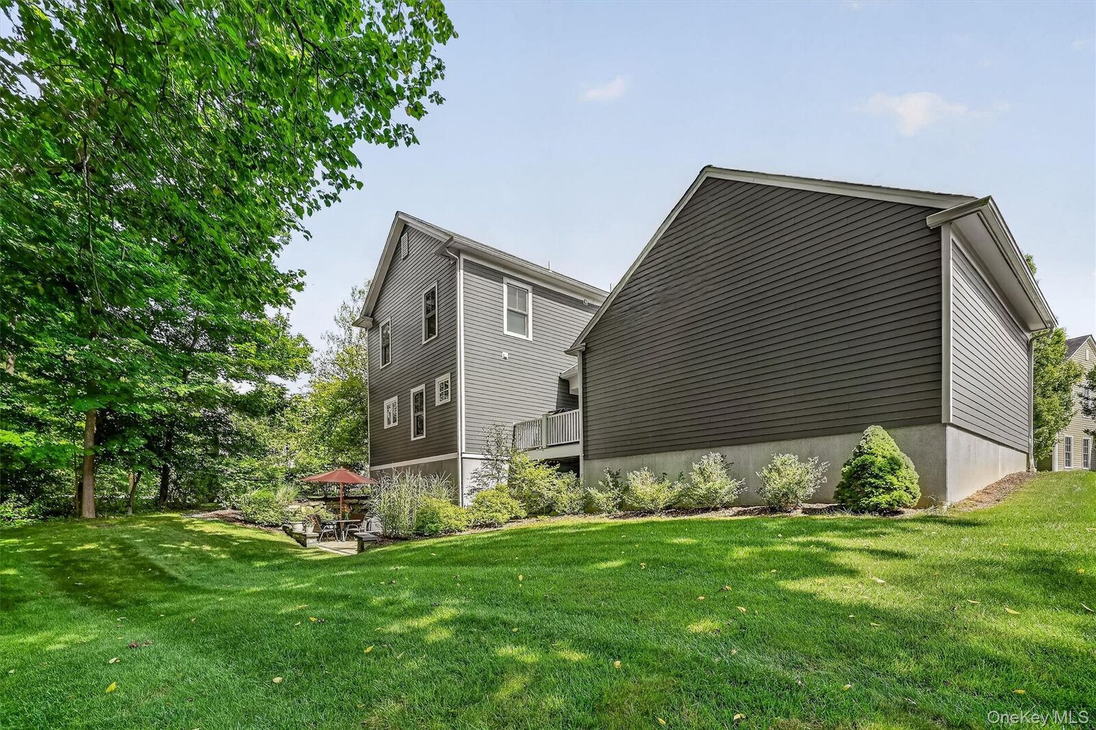 Property Photo:  6 Cowdrey Street  NY 10990 