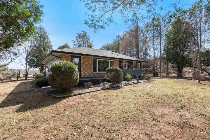 Property Photo:  4928 Morris Thomas Rd  MN 55811 