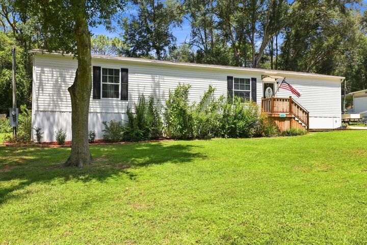 Property Photo:  2521 E Mercury Street  FL 34453 