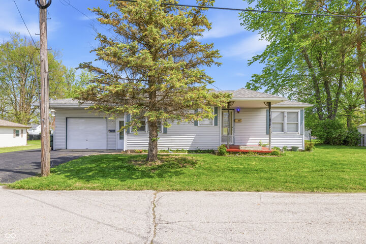 Property Photo:  301 S McCarty Street  IN 46040 