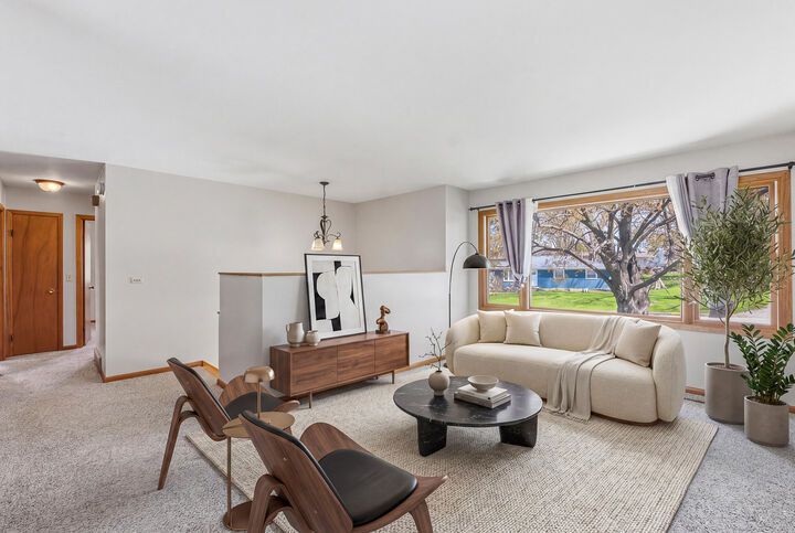 Property Photo:  911 Mayer Ln  WI 53050 