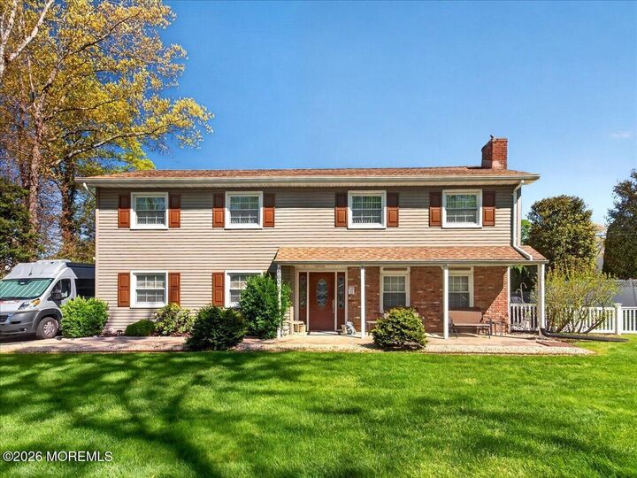 Property Photo:  860 Somerset Drive  NJ 08753 