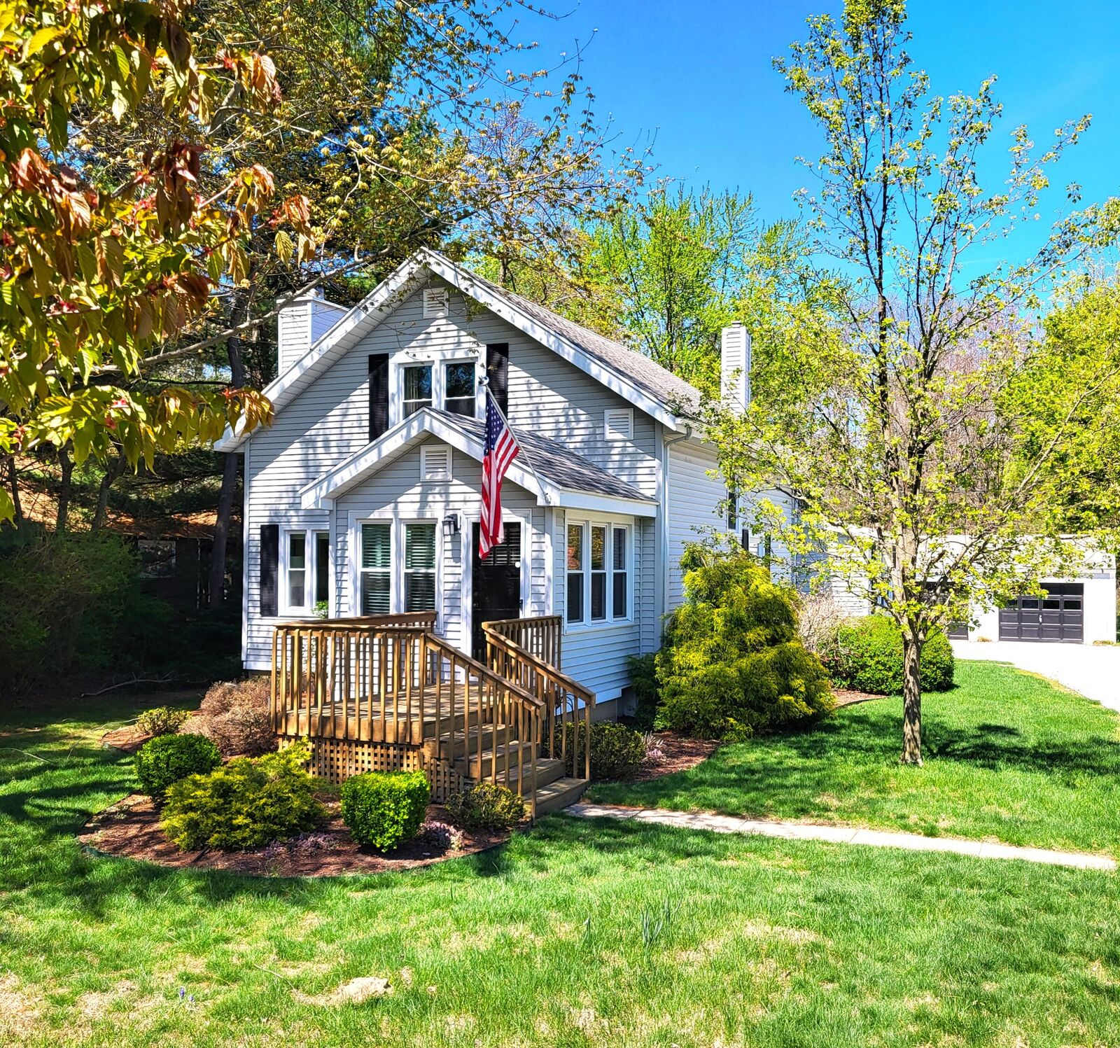 Property Photo:  8605 East  MI 49116 