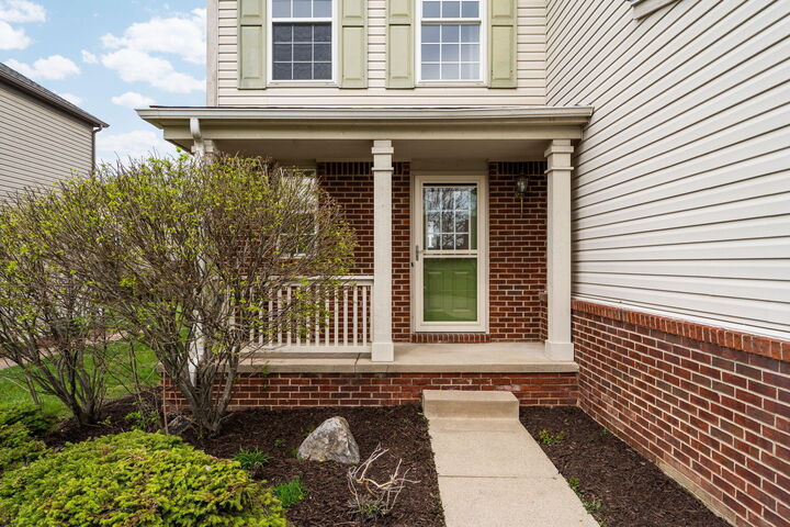 Property Photo:  6285 Maplehurst Drive  MI 48197 